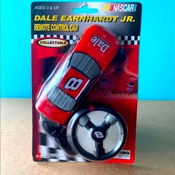 Dale Earnhardt Jr. #8 2002 Columbia Remote
Control Car - Picture 1 of 2